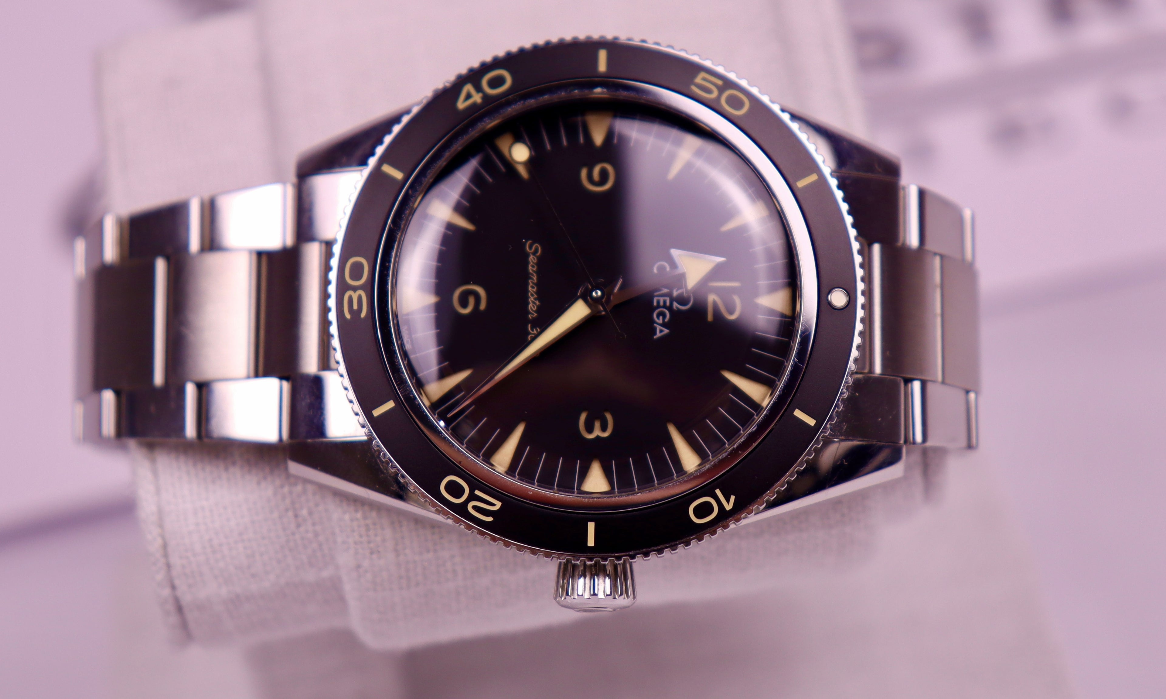 CASE #180 — OMEGA SEAMASTER 300 - Ref. 234.30.41.21.01.001