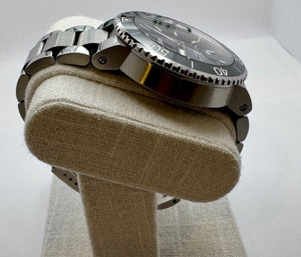 Case #123 — Oris Aquis Date “Midnight Blue” Ref. 01 733 7732 4135