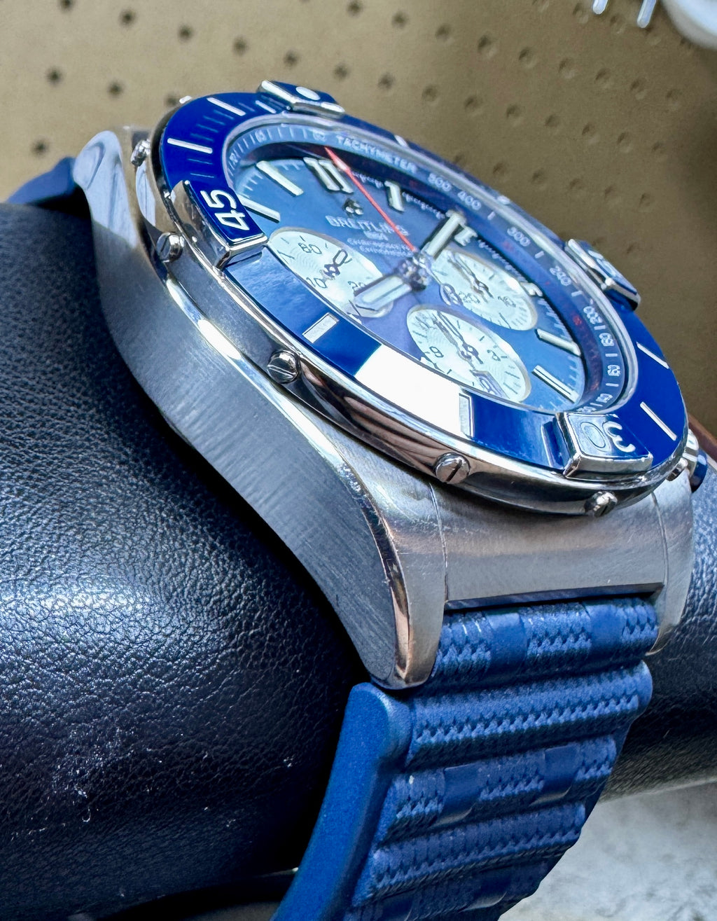Pre-Owned Breitling Super Chronomat B01 44 – Blue Dial - Ref. AB0136161C1S1-PO