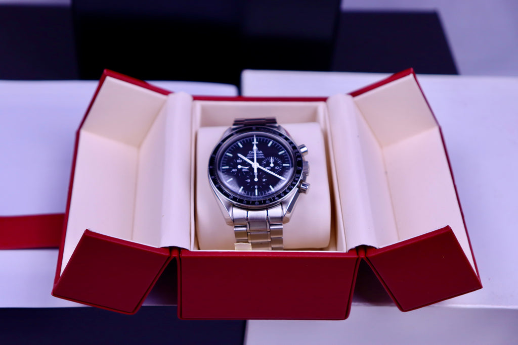 Case #653 — Omega Speedmaster Professional Moonwatch (Hesalite) Ref. 3570.50
