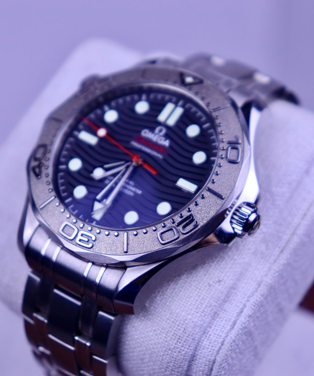 Case #708 — Omega Seamaster 300 Nekton Ref. 210.30.42.20.01.002