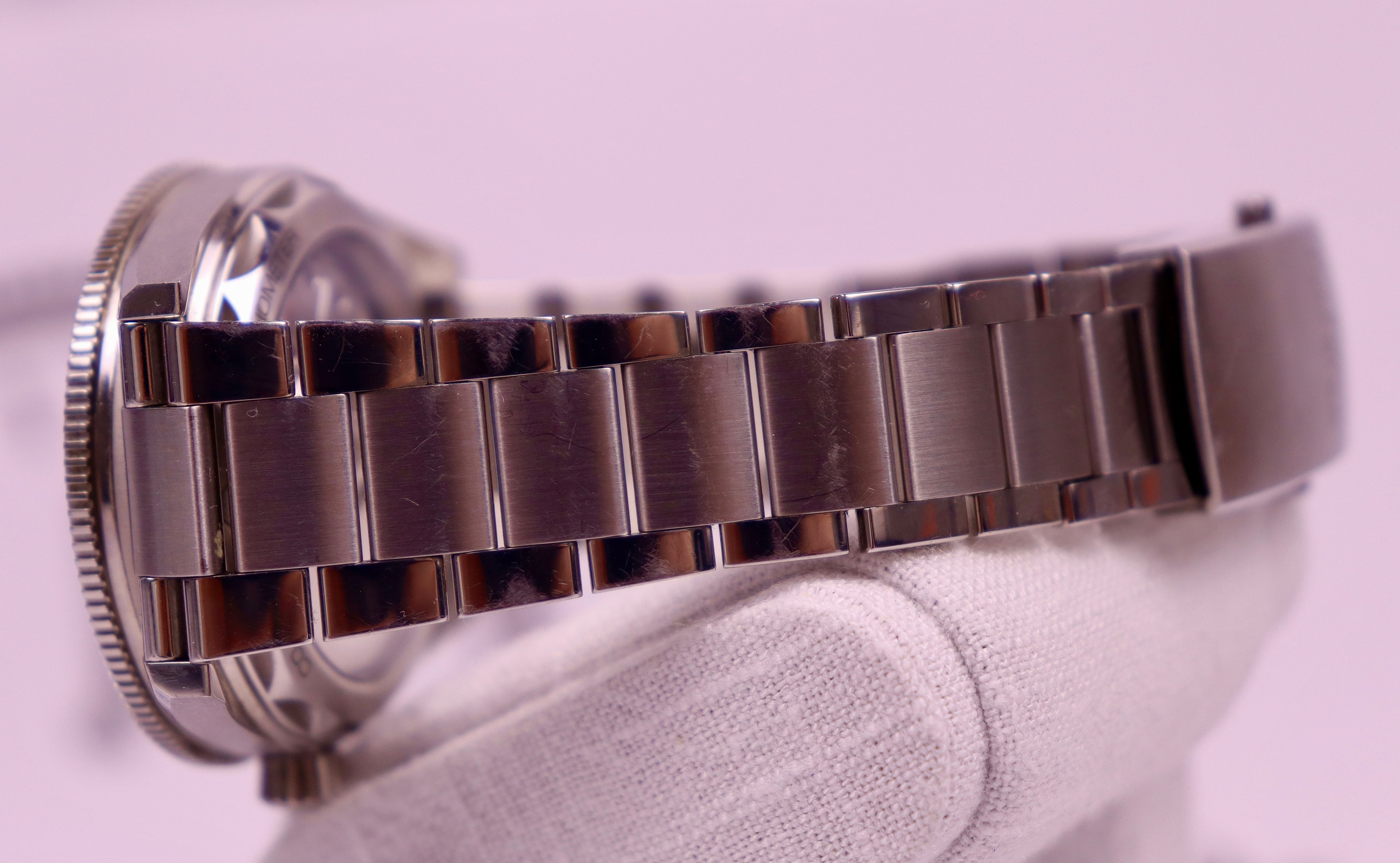 CASE #180 — OMEGA SEAMASTER 300 - Ref. 234.30.41.21.01.001