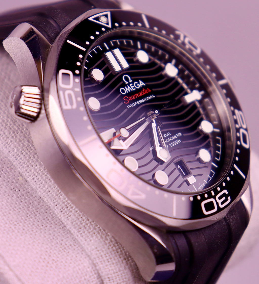 Case #553 — Omega Seamaster Professional 300 Rubber (Black) Ref. 210.32.42.20.01.001