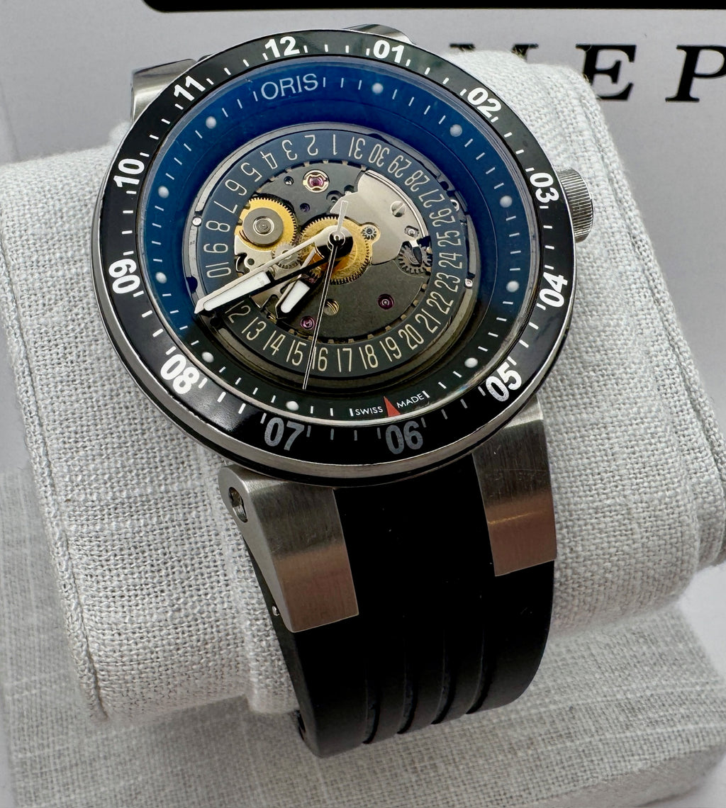 Case #91: Oris WilliamsF1 Skeleton Engine Date Ref. 01 733 7613 4114-07 4 24 44