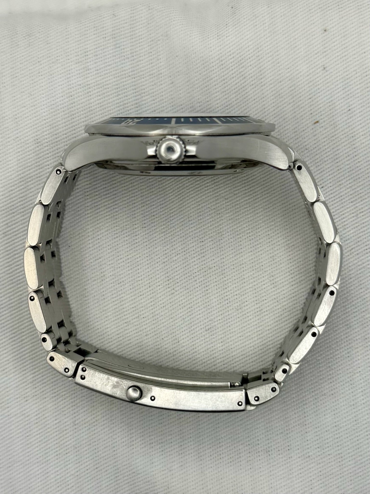 Case #105: Omega Seamaster Professional Ref. 2220.80 – The Classic Bond Watch
