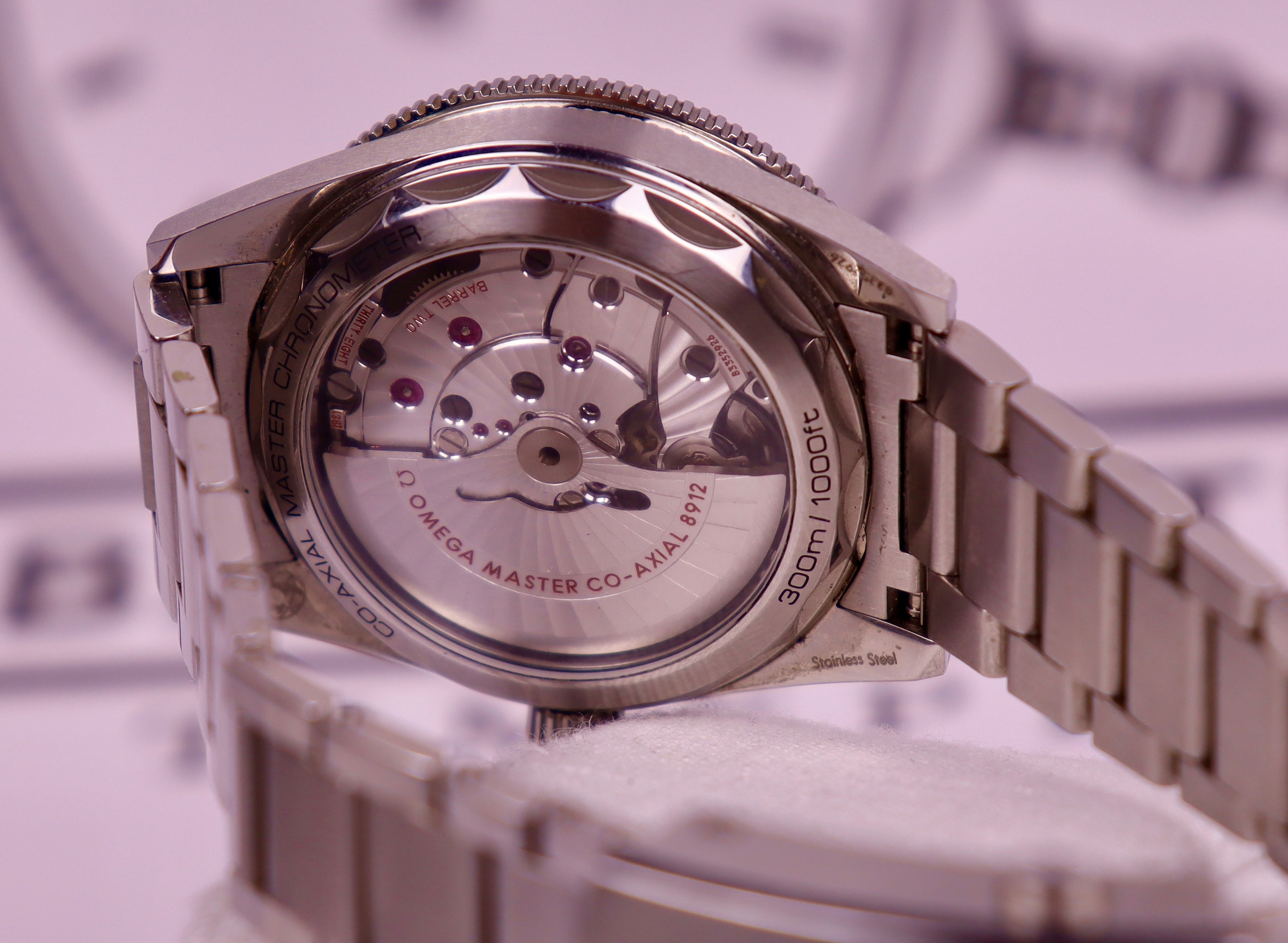 CASE #180 — OMEGA SEAMASTER 300 - Ref. 234.30.41.21.01.001