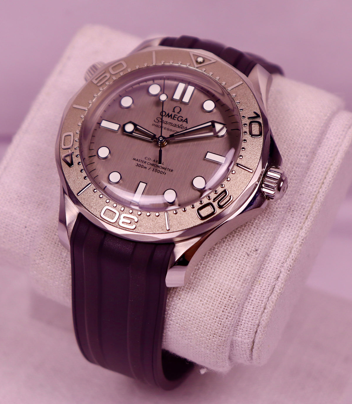 Case #718 — Omega Seamaster Diver 300 Ref. 210.32.42.20.06.002
