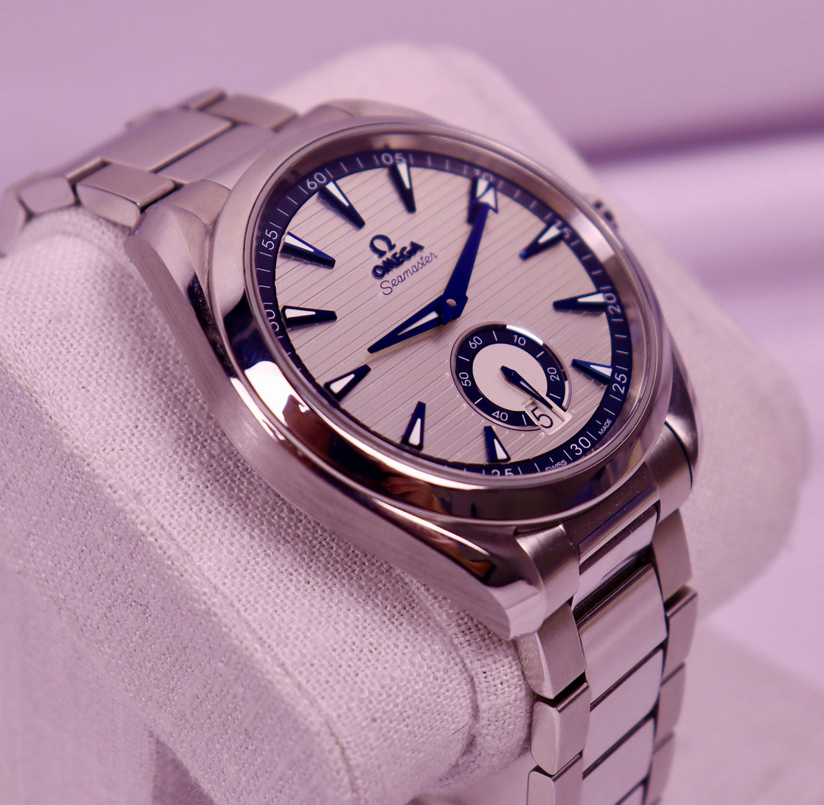 Case #713 — Omega Seamaster Aqua Terra - Small Seconds Ref. 220.10.41.21.02.004