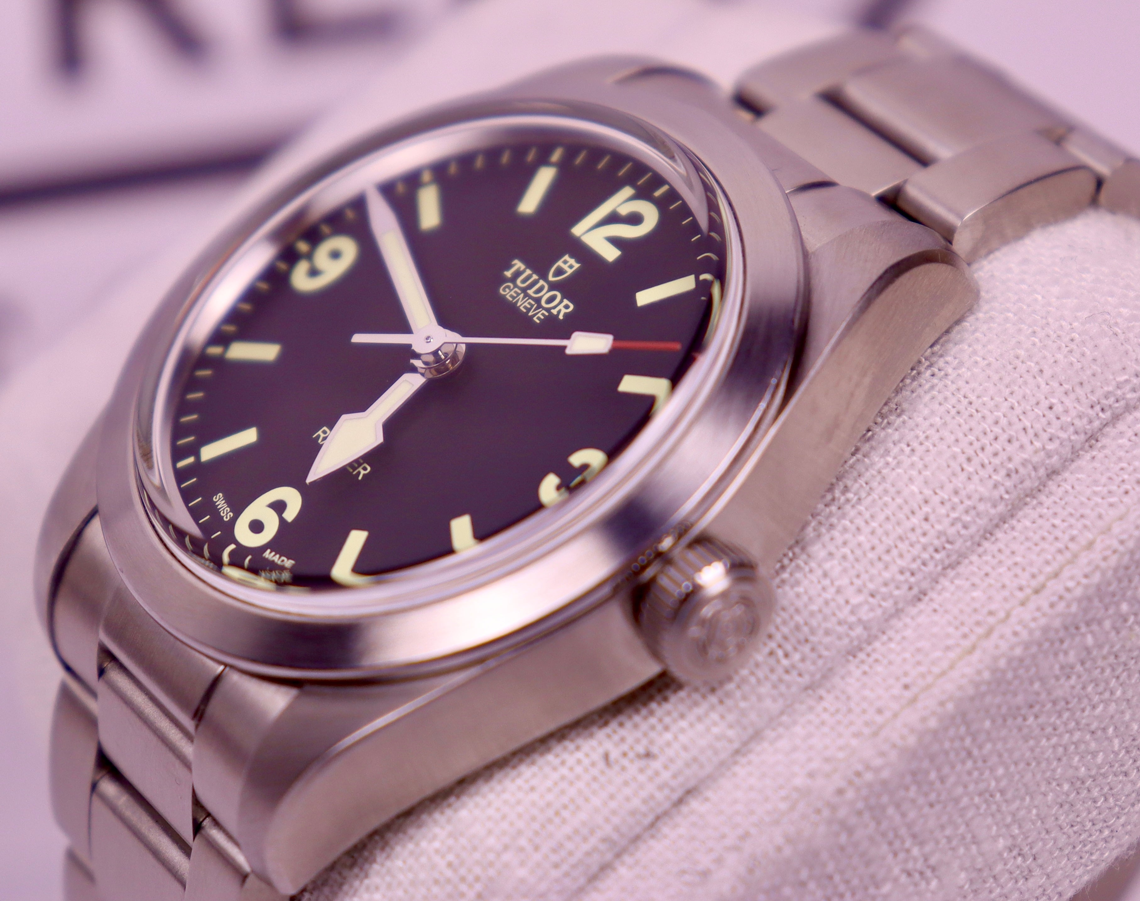 Case #325 — Tudor Ranger 39 Ref. 79950