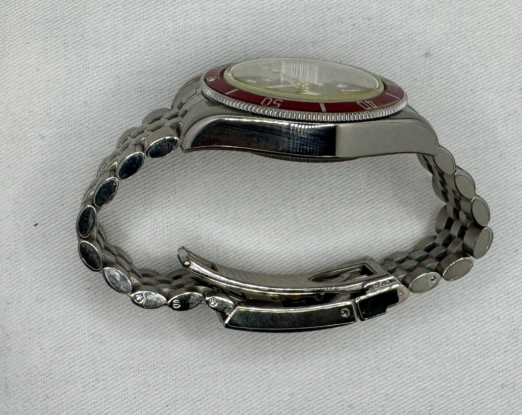 Case #62 Tudor Black Bay 41mm “Red Bezel” – Ref. M7941A1A0RU –