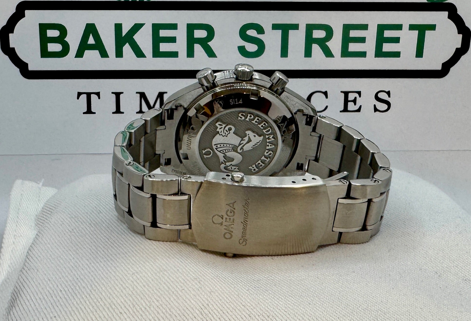 Case #59 Omega Speedmaster Racing Ref. 326.30.40.50.01.001 —