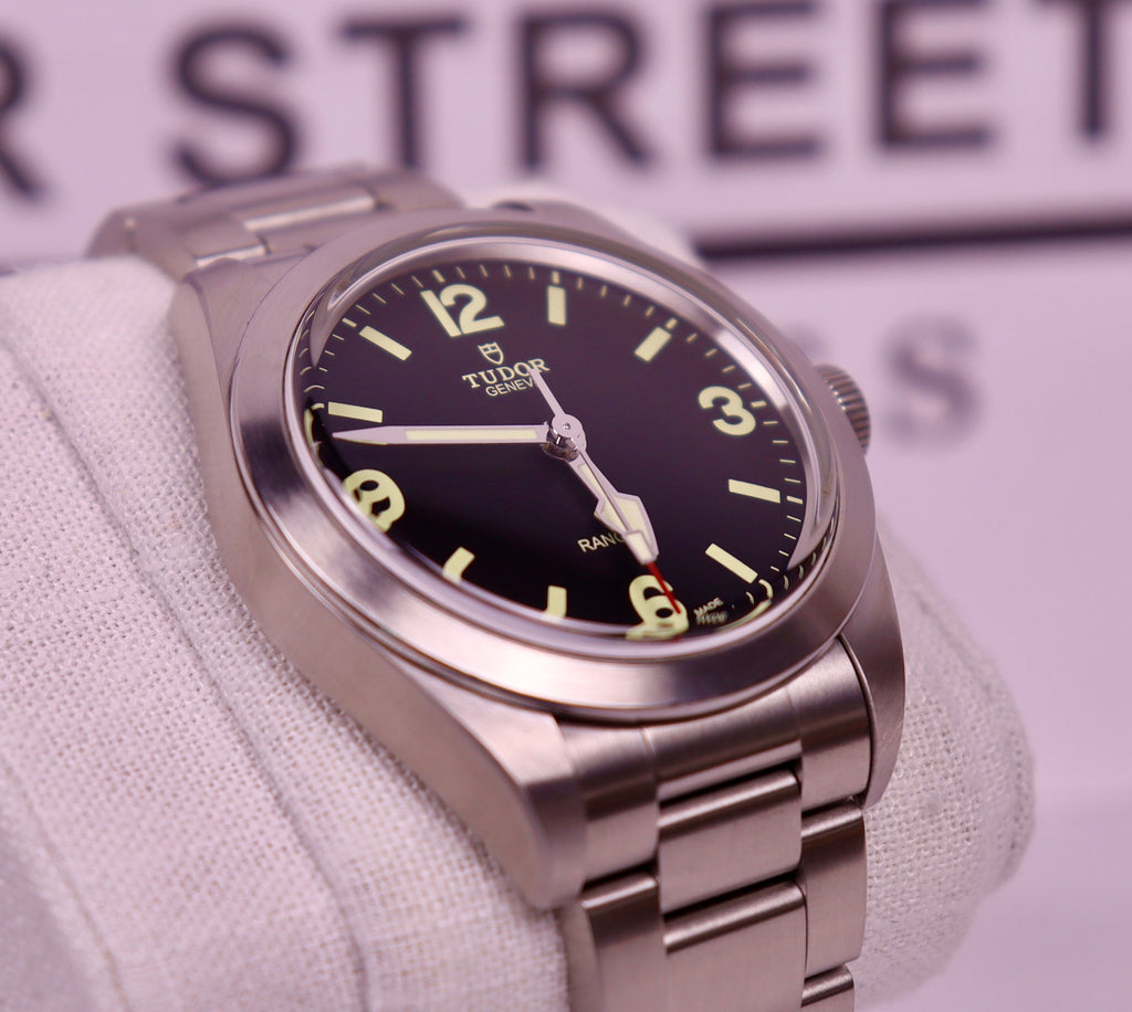 Case #325 — Tudor Ranger 39 Ref. 79950