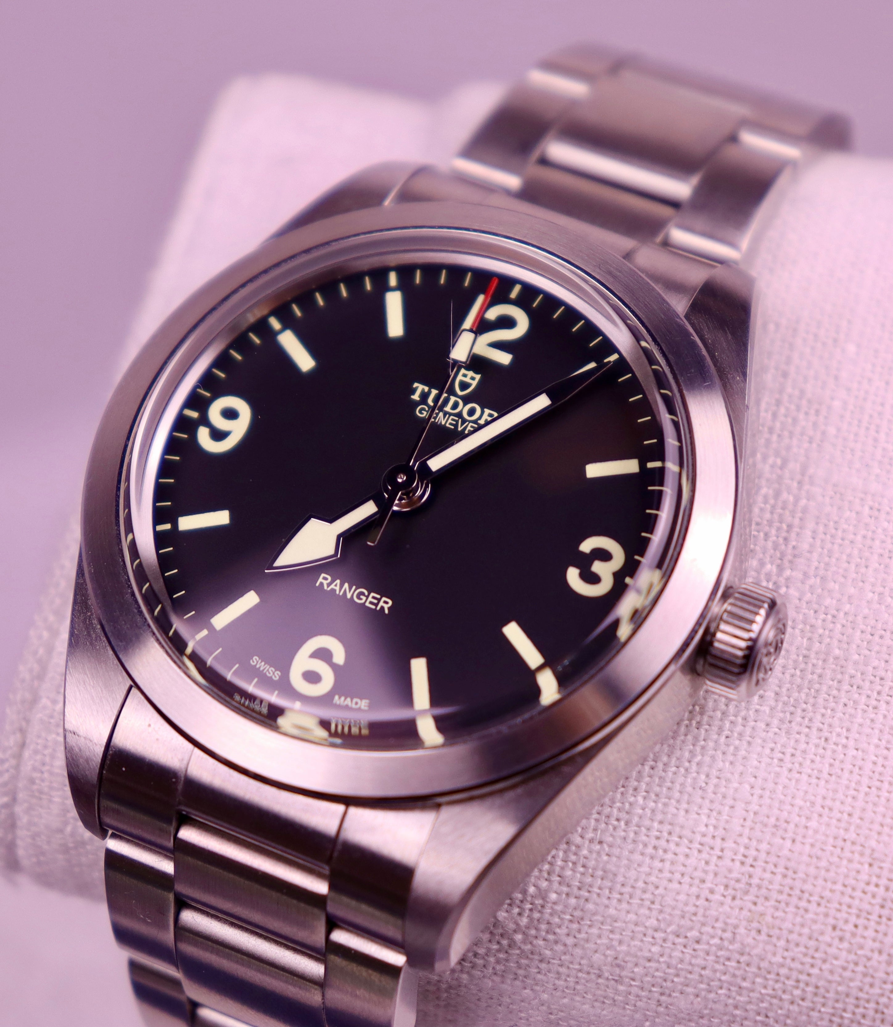 Case #556 — Tudor Ranger Ref. m79950-0001
