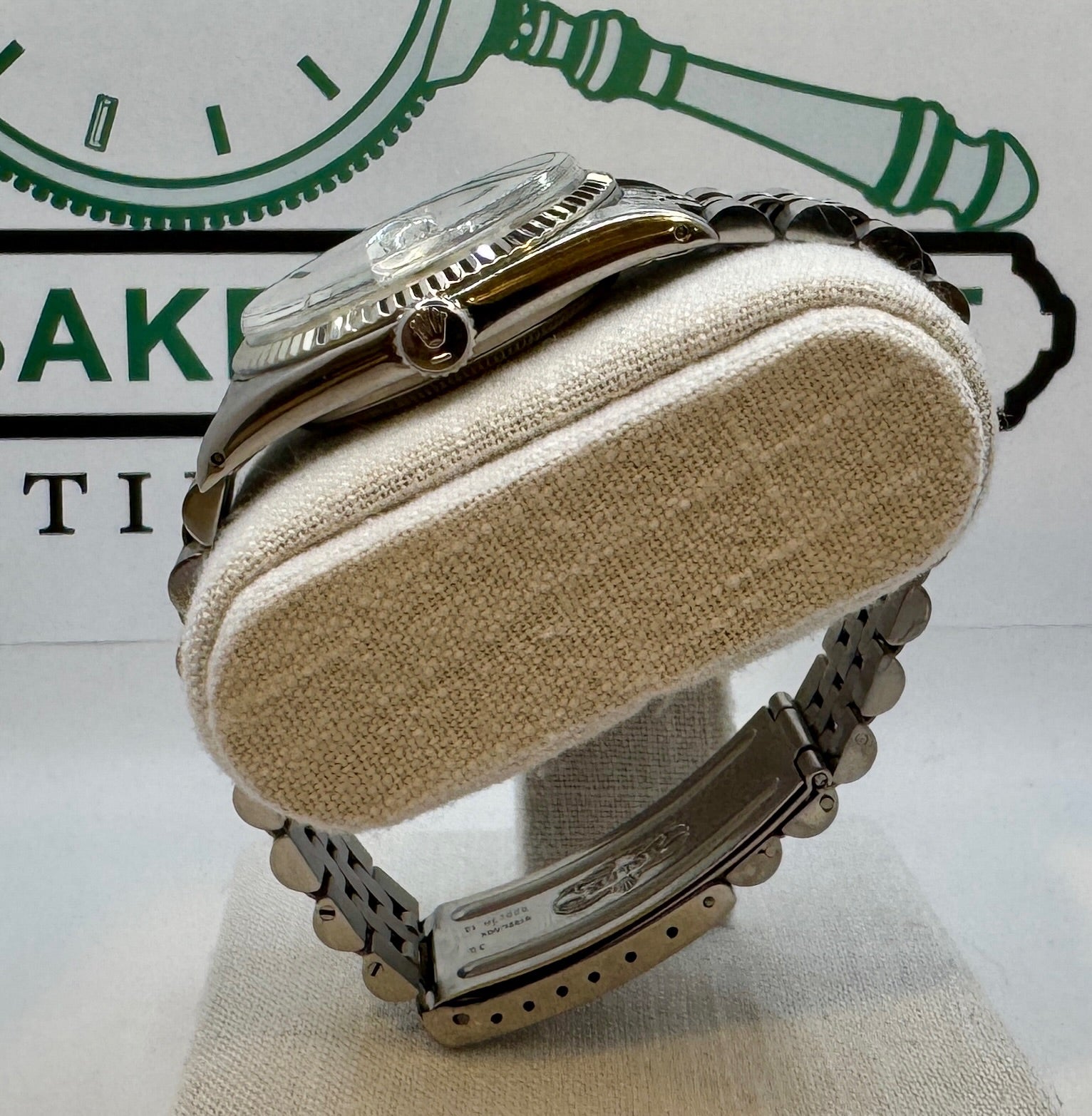 Case #65 — Rolex Datejust 1601 (1973) — Silver Dial - Tons of Provenance