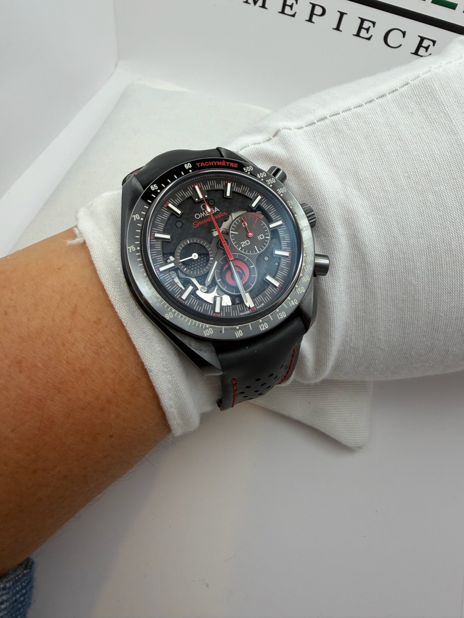 Case #106: Omega Speedmaster Dark Side of the Moon “Team Alinghi” 311.92.44.30.01.002