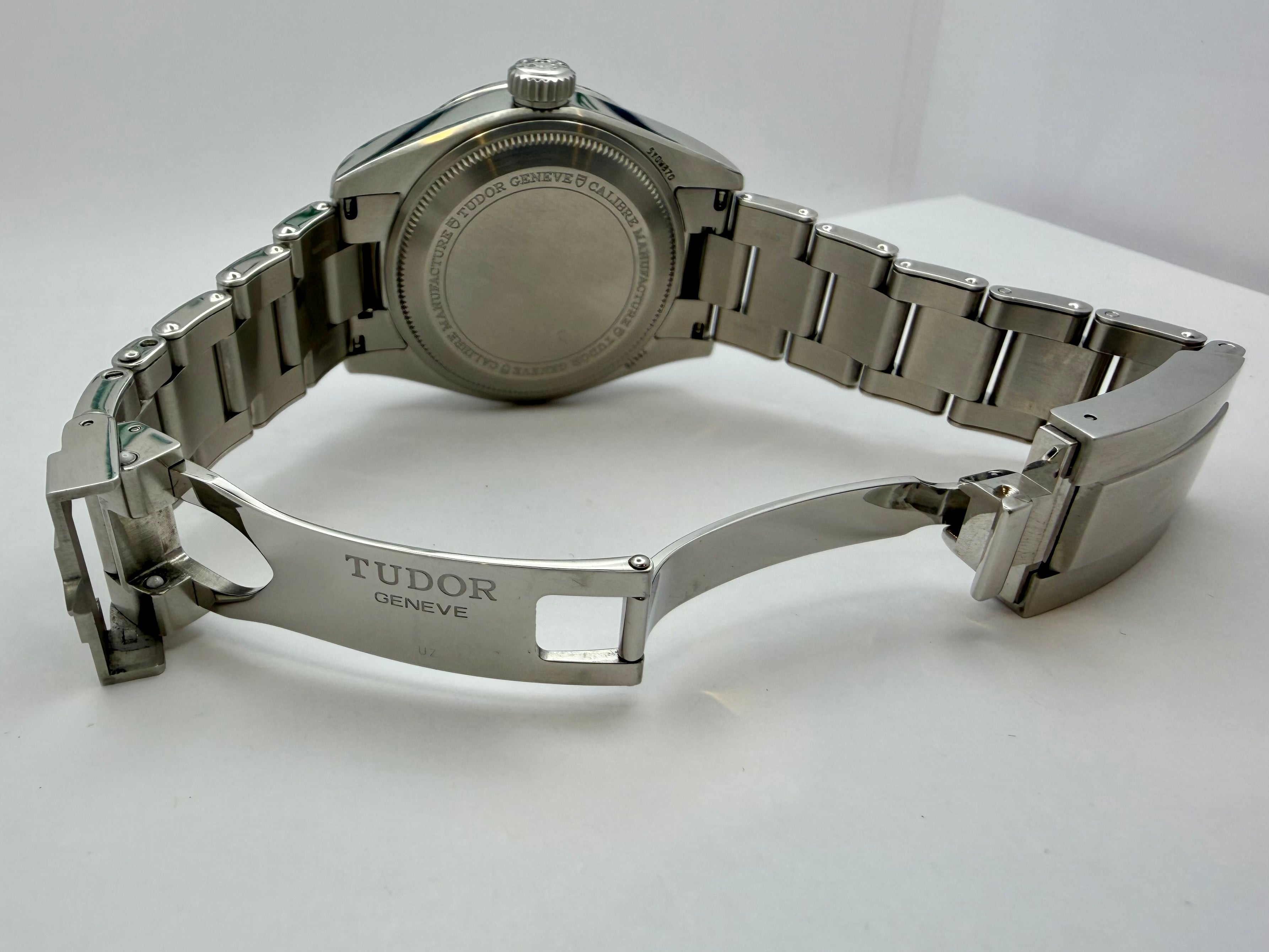 Case #148 — Tudor Black Bay 39 Ref. 79470 (Black Dial)