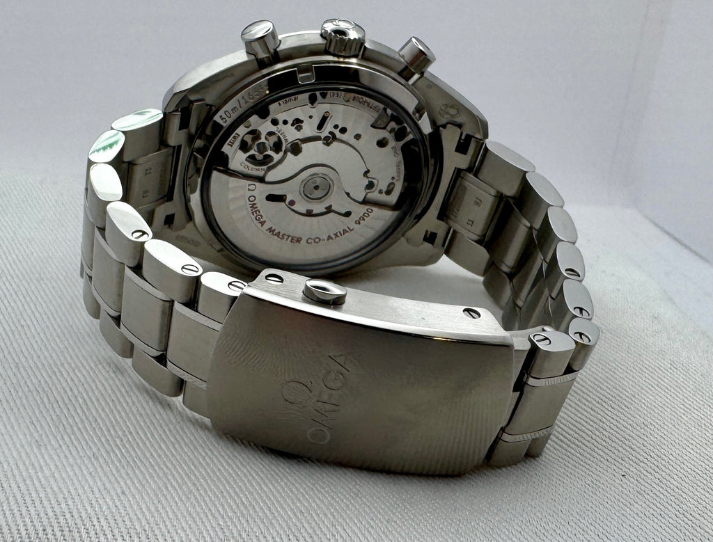 Case #98: Omega Speedmaster Racing Master Chronometer