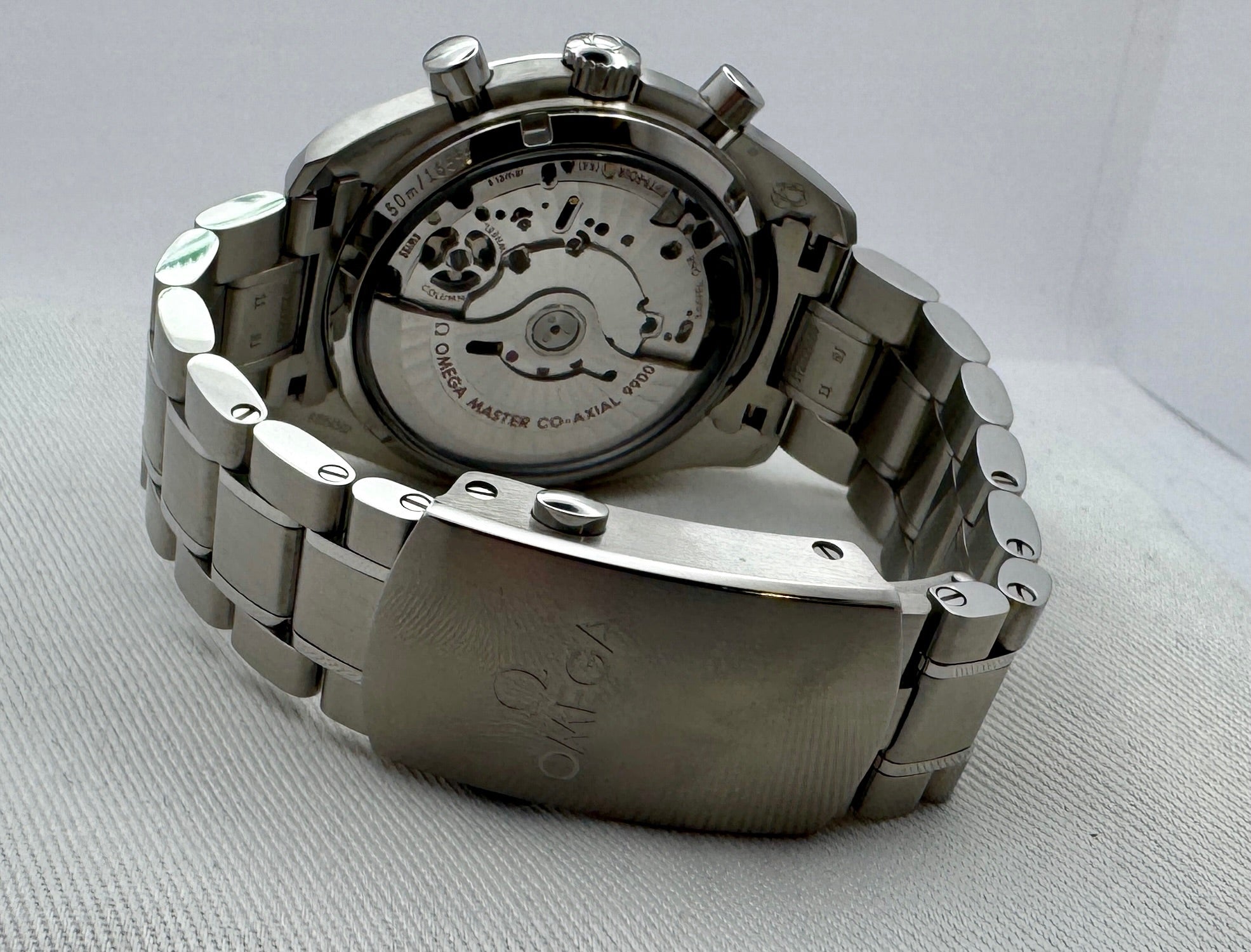 Case #98: Omega Speedmaster Racing Master Chronometer