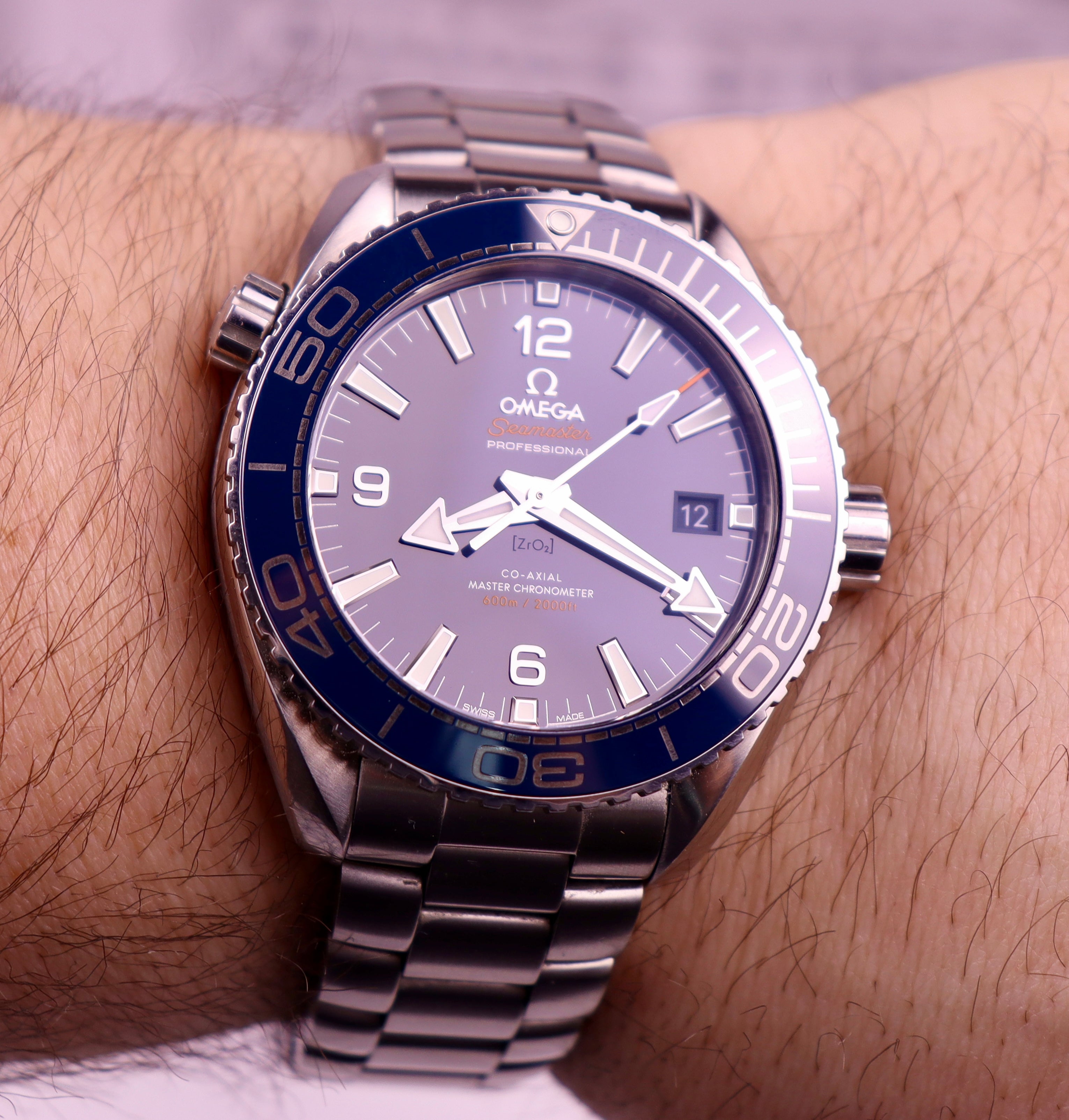 Case #334 — Omega Seamaster Planet Ocean 600M Ref. 215.30.44.21.03.001