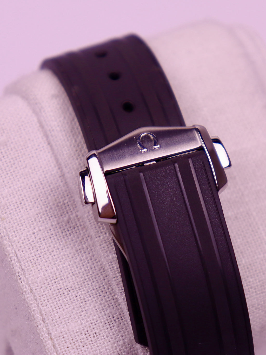 Case #718 — Omega Seamaster Diver 300 Ref. 210.32.42.20.06.002
