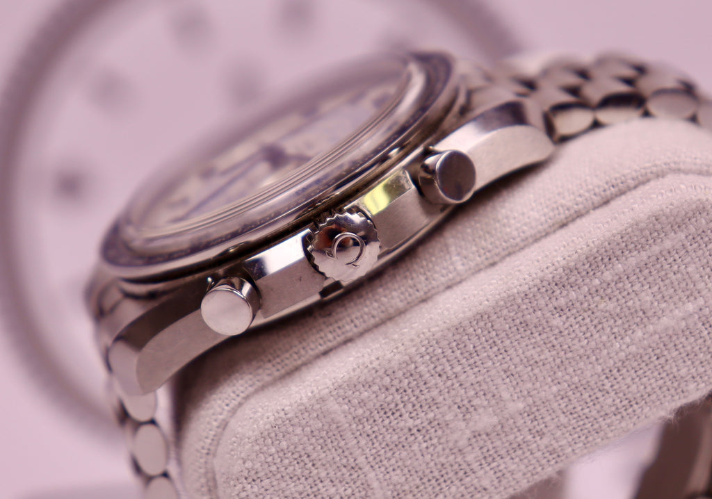 CASE #179 — OMEGA SPEEDMASTER CHRONOSCOPE - Ref. 329.30.43.51.02.001