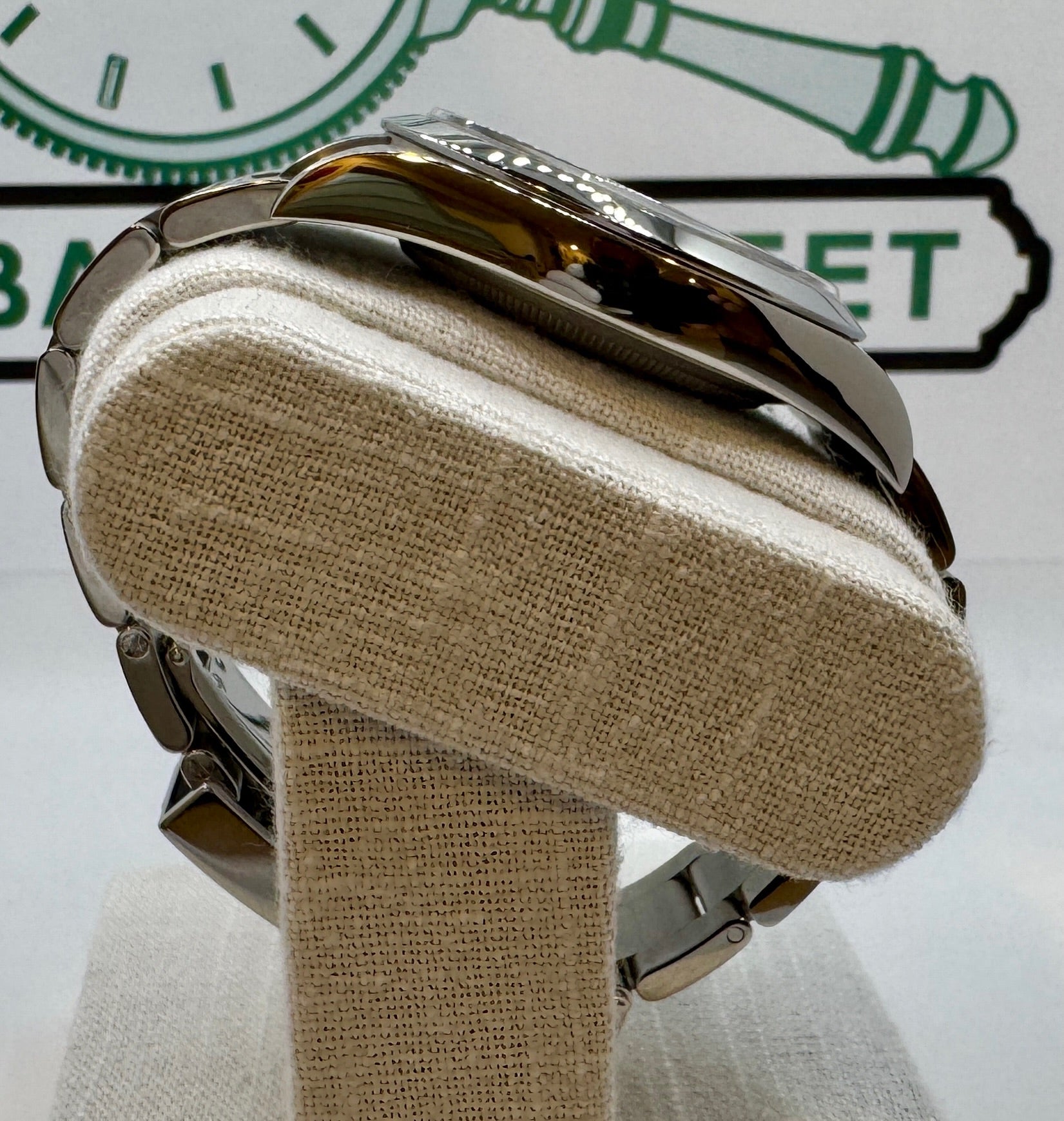 Pre-Owned Rolex Explorer (Ref. 214270 MK1)