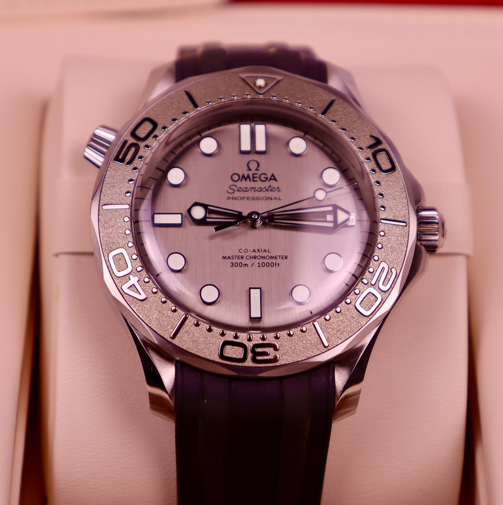 Case #718 — Omega Seamaster Diver 300 Ref. 210.32.42.20.06.002