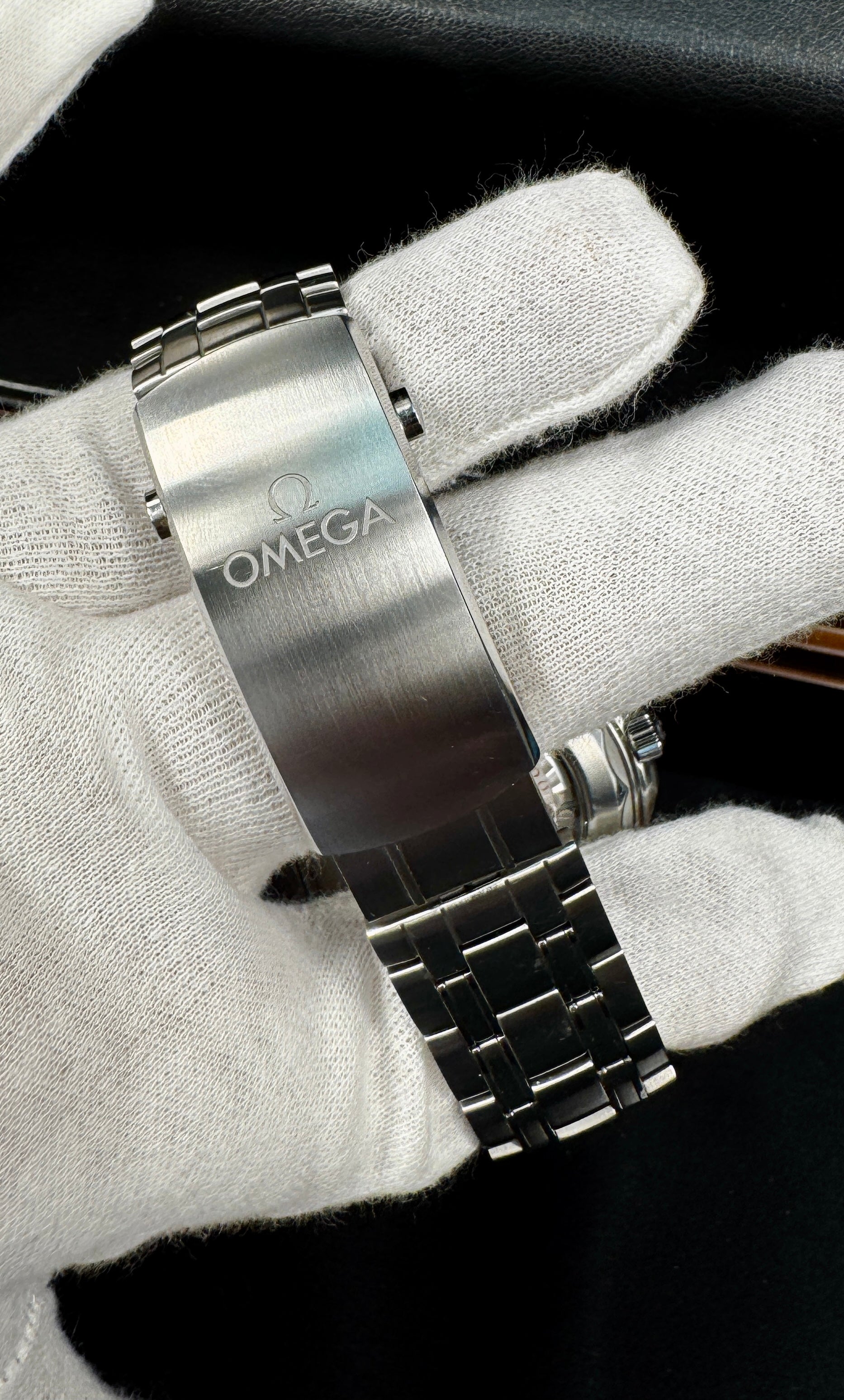 Omega Seamaster Professional Diver 300M - Ref. 210.30.42.20.03.001