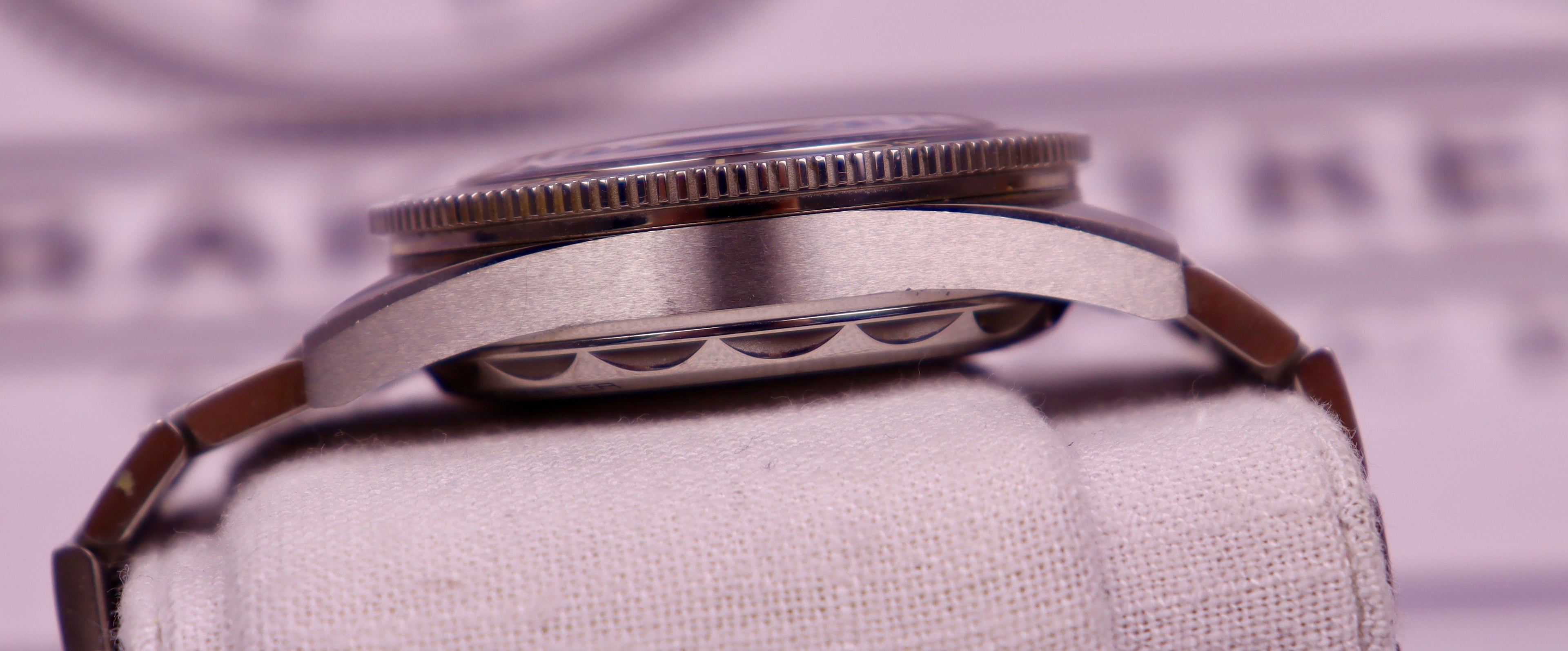 CASE #180 — OMEGA SEAMASTER 300 - Ref. 234.30.41.21.01.001