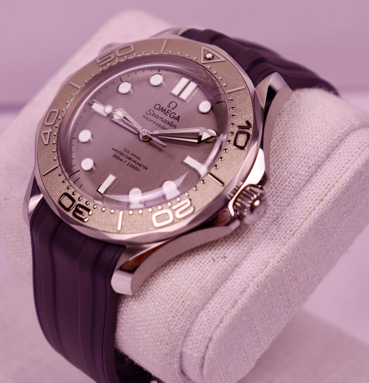Case #718 — Omega Seamaster Diver 300 Ref. 210.32.42.20.06.002