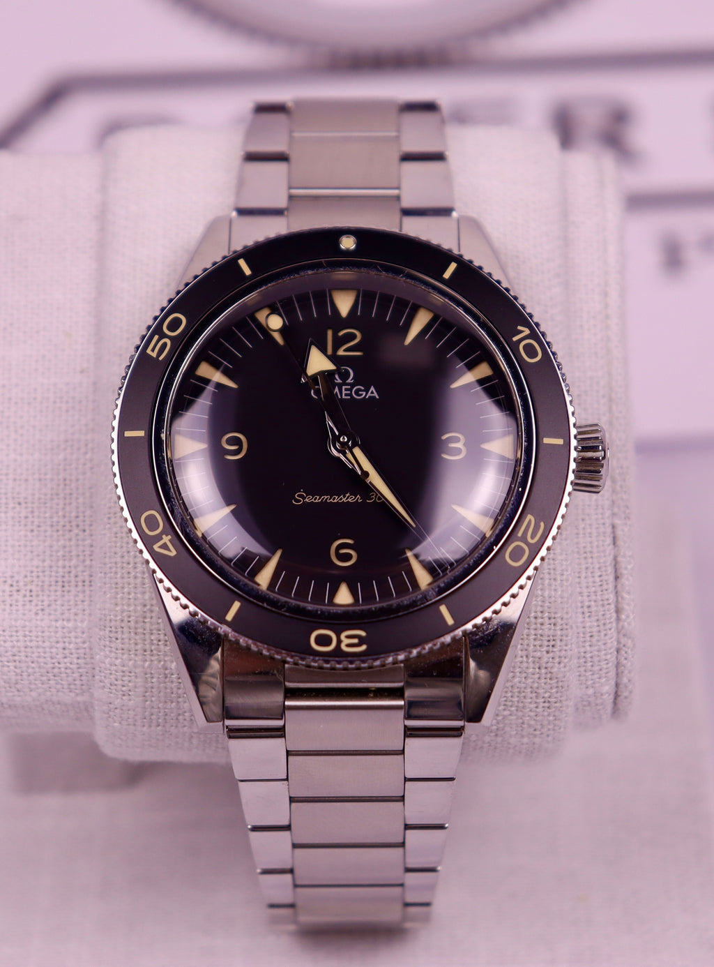 CASE #180 — OMEGA SEAMASTER 300 - Ref. 234.30.41.21.01.001