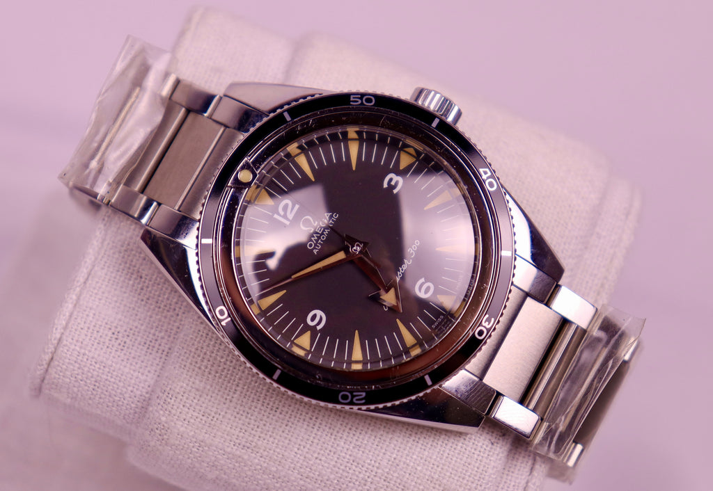 Case #458 — Omega Seamaster 300 Ref. 234.10.39.20.01.001