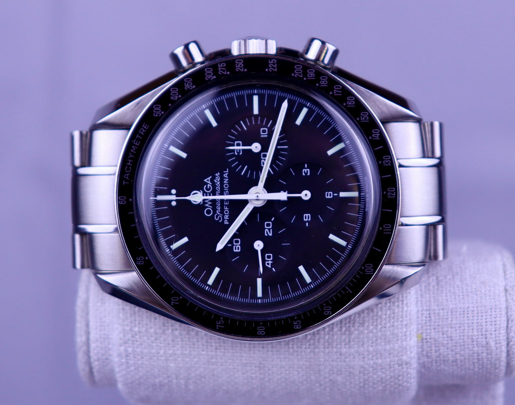 Case #653 — Omega Speedmaster Professional Moonwatch (Hesalite) Ref. 3570.50