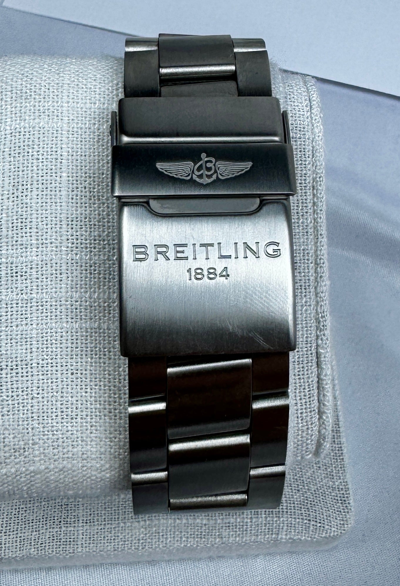 Case #0053 - Pre-Owned Breitling - Superocean II - A17392