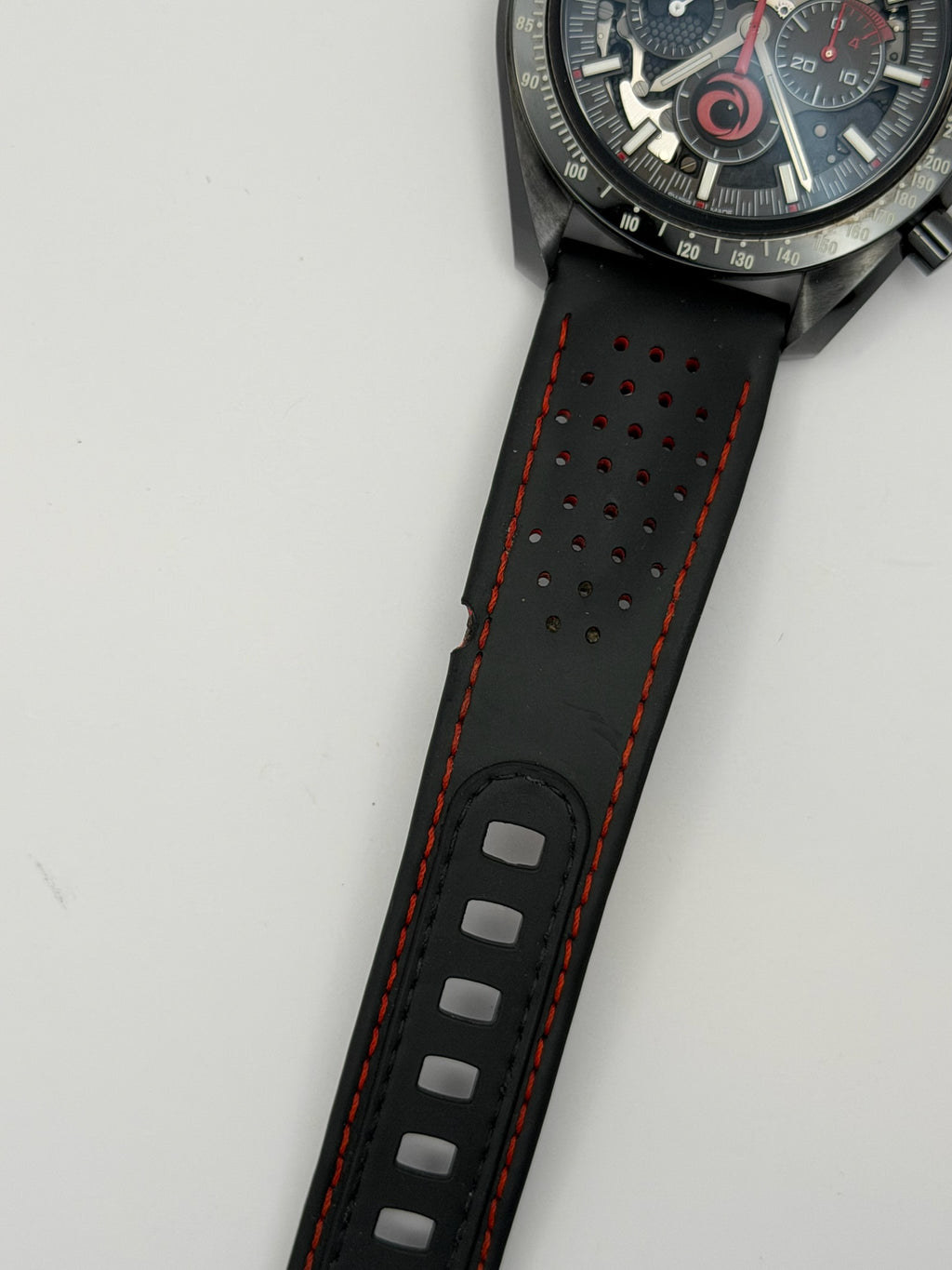 Case #106: Omega Speedmaster Dark Side of the Moon “Team Alinghi” 311.92.44.30.01.002