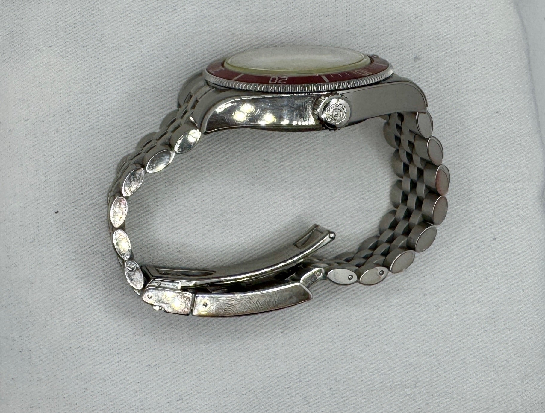 Case #62 Tudor Black Bay 41mm “Red Bezel” – Ref. M7941A1A0RU –