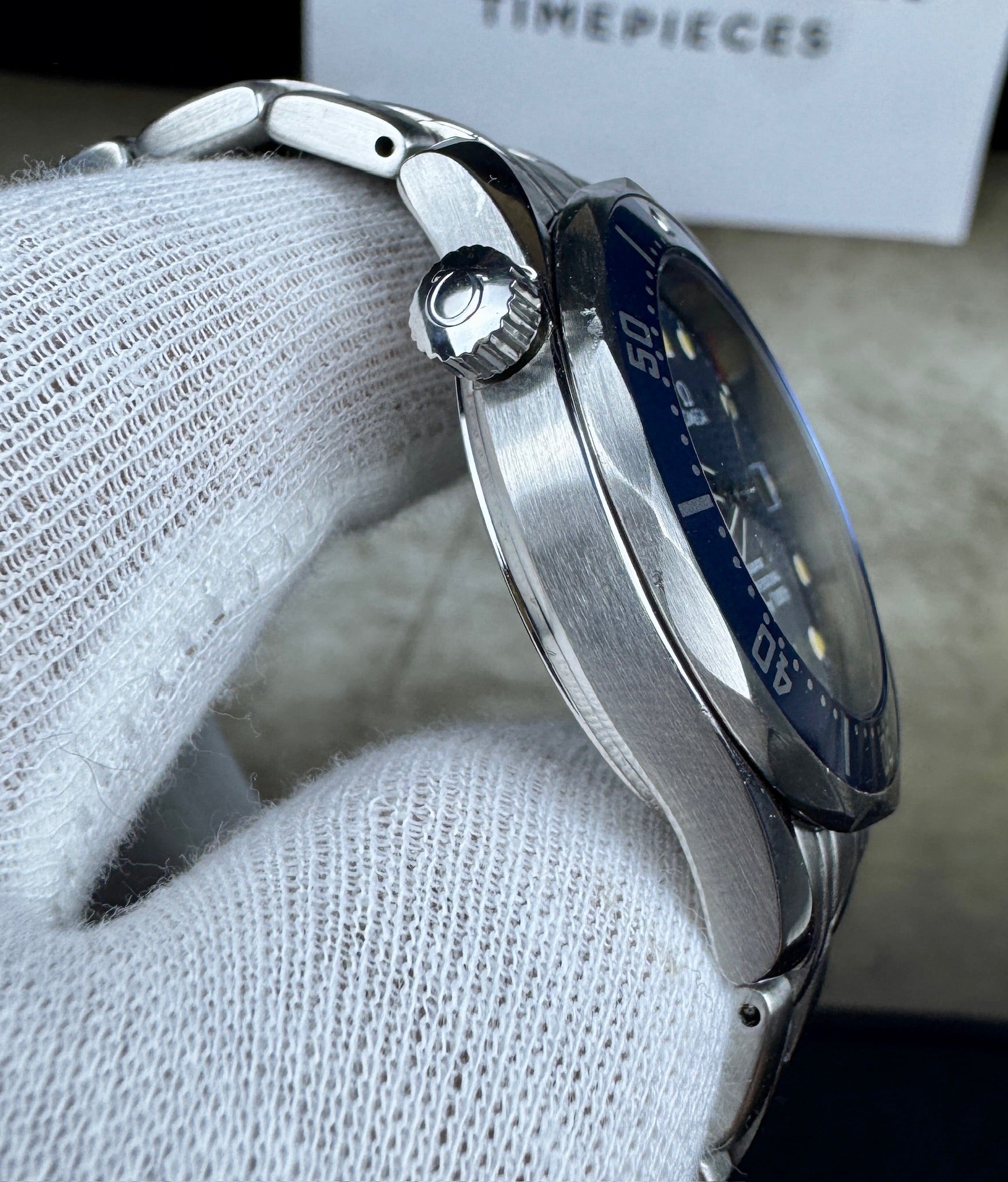 Case #0033 — Pre-Owned Omega Seamaster Professional 300M Quartz (Ref. 2561.80) — Watch Only