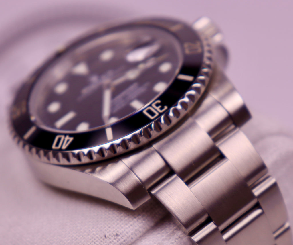 Case #97: Rolex Submariner Date MK3 -
Reference: 116610