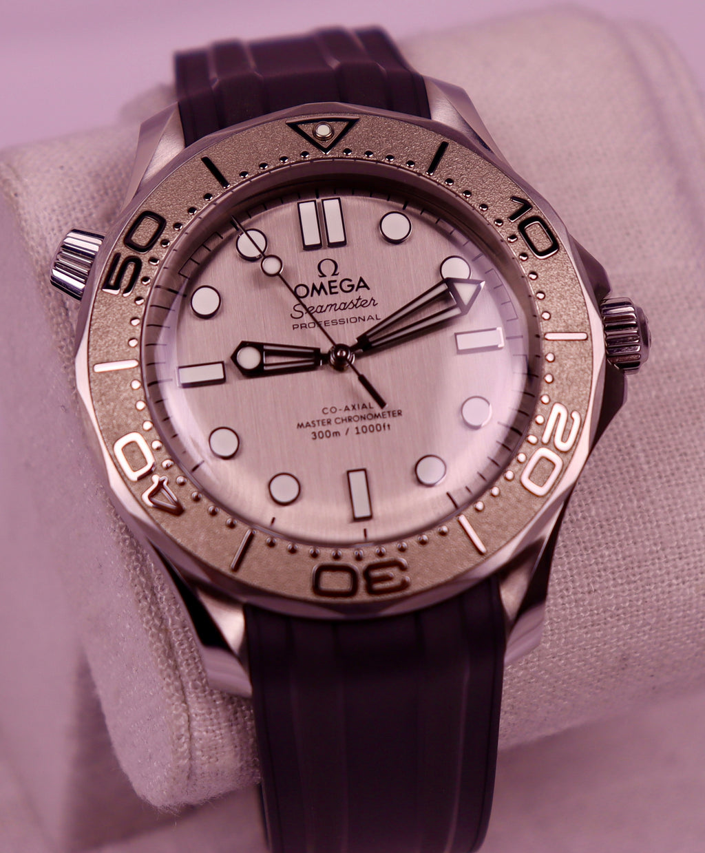 Case #718 — Omega Seamaster Diver 300 Ref. 210.32.42.20.06.002
