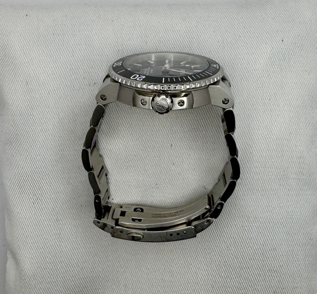 Case #123 — Oris Aquis Date “Midnight Blue” Ref. 01 733 7732 4135