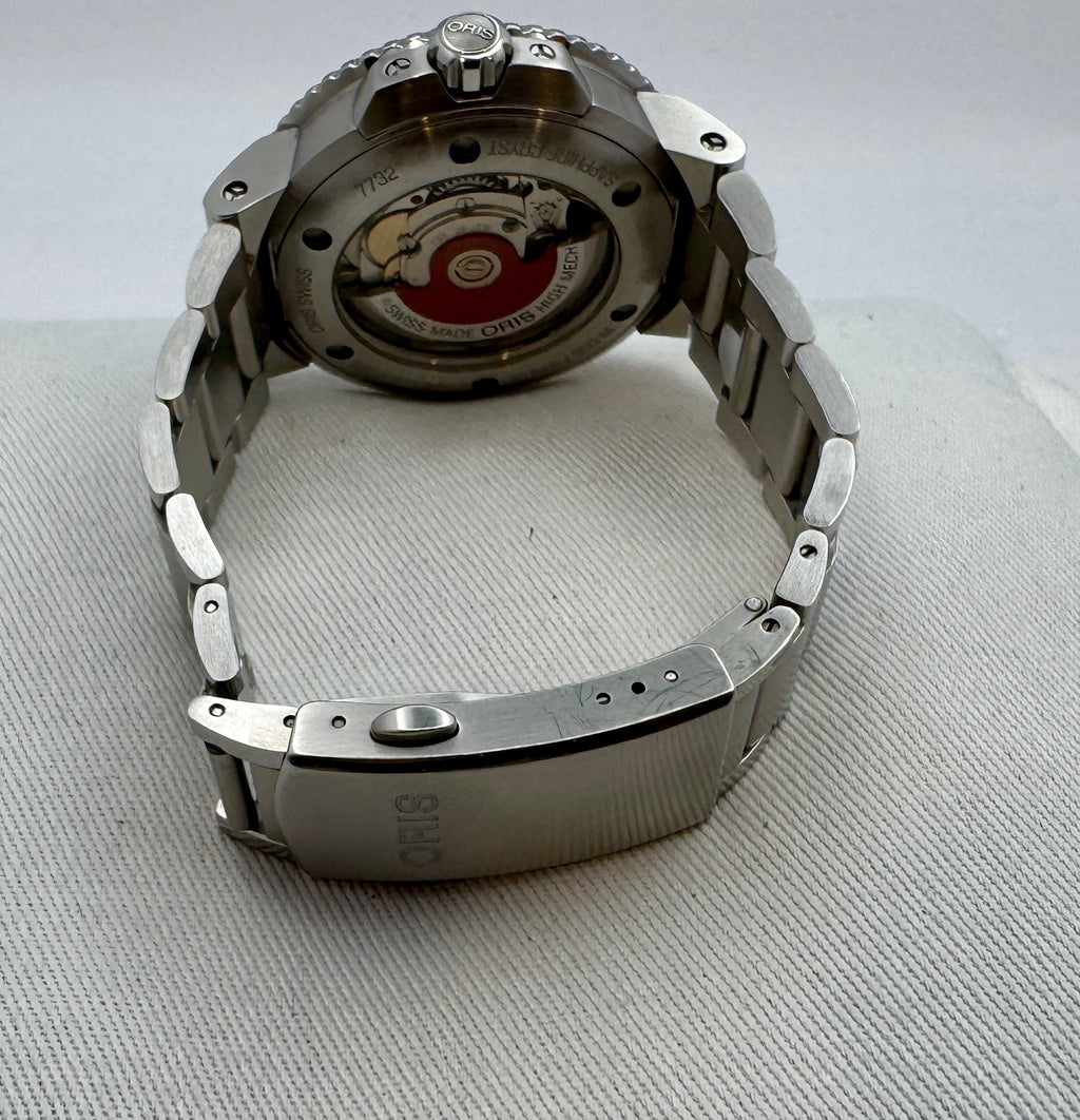 Case #123 — Oris Aquis Date “Midnight Blue” Ref. 01 733 7732 4135