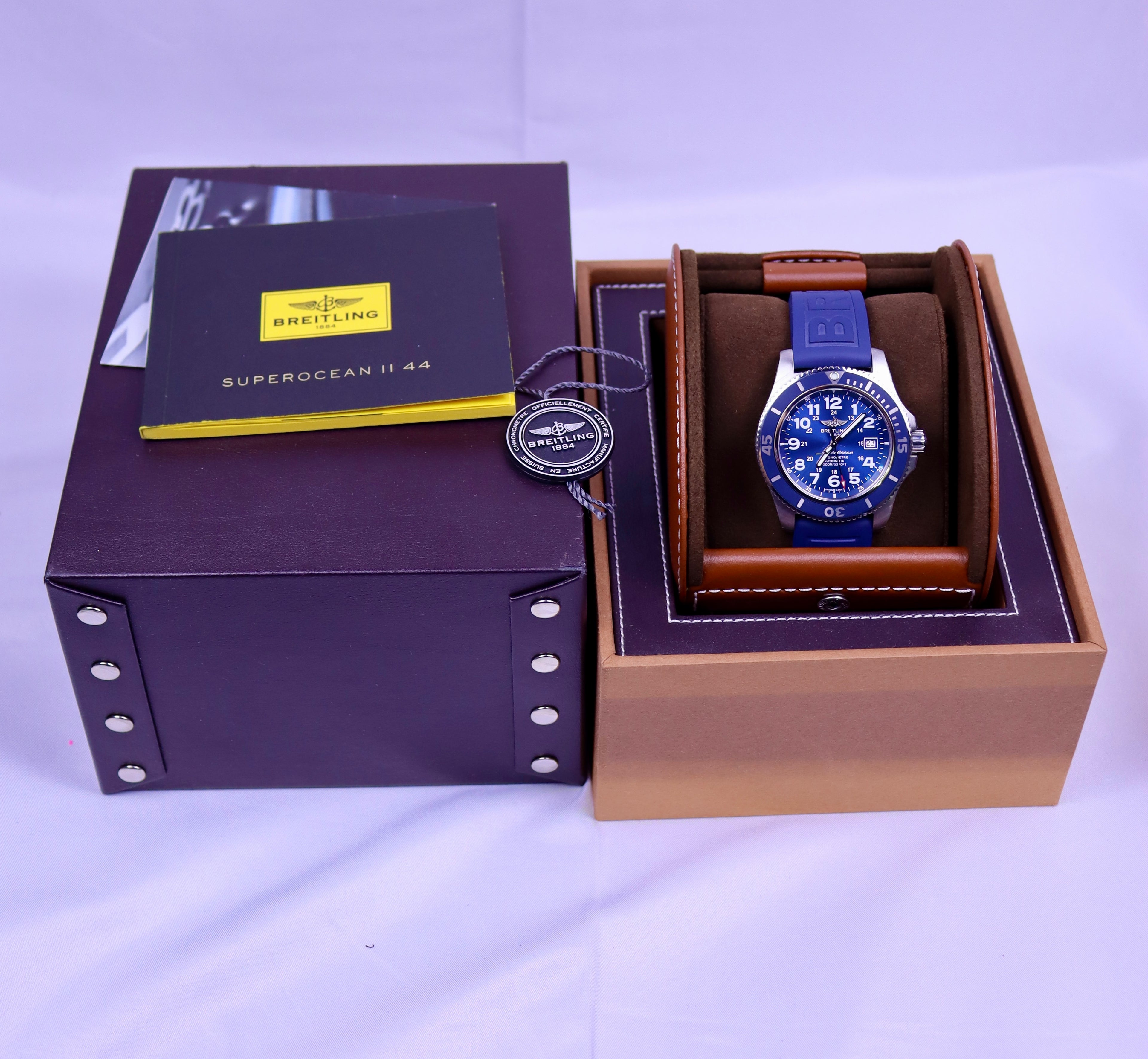 Case #614 — Breitling Superocean II 44 Ref. A17392