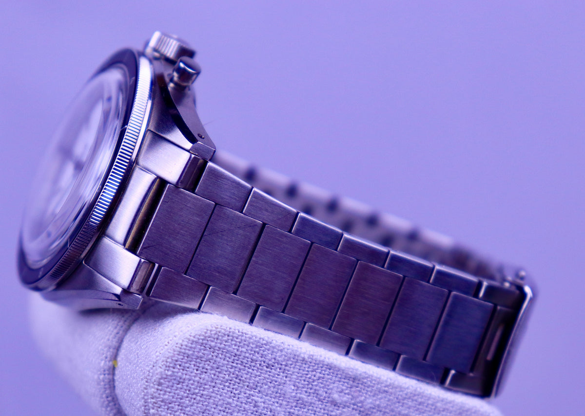 Case #650 — Lorier Gemini Panda Chrono