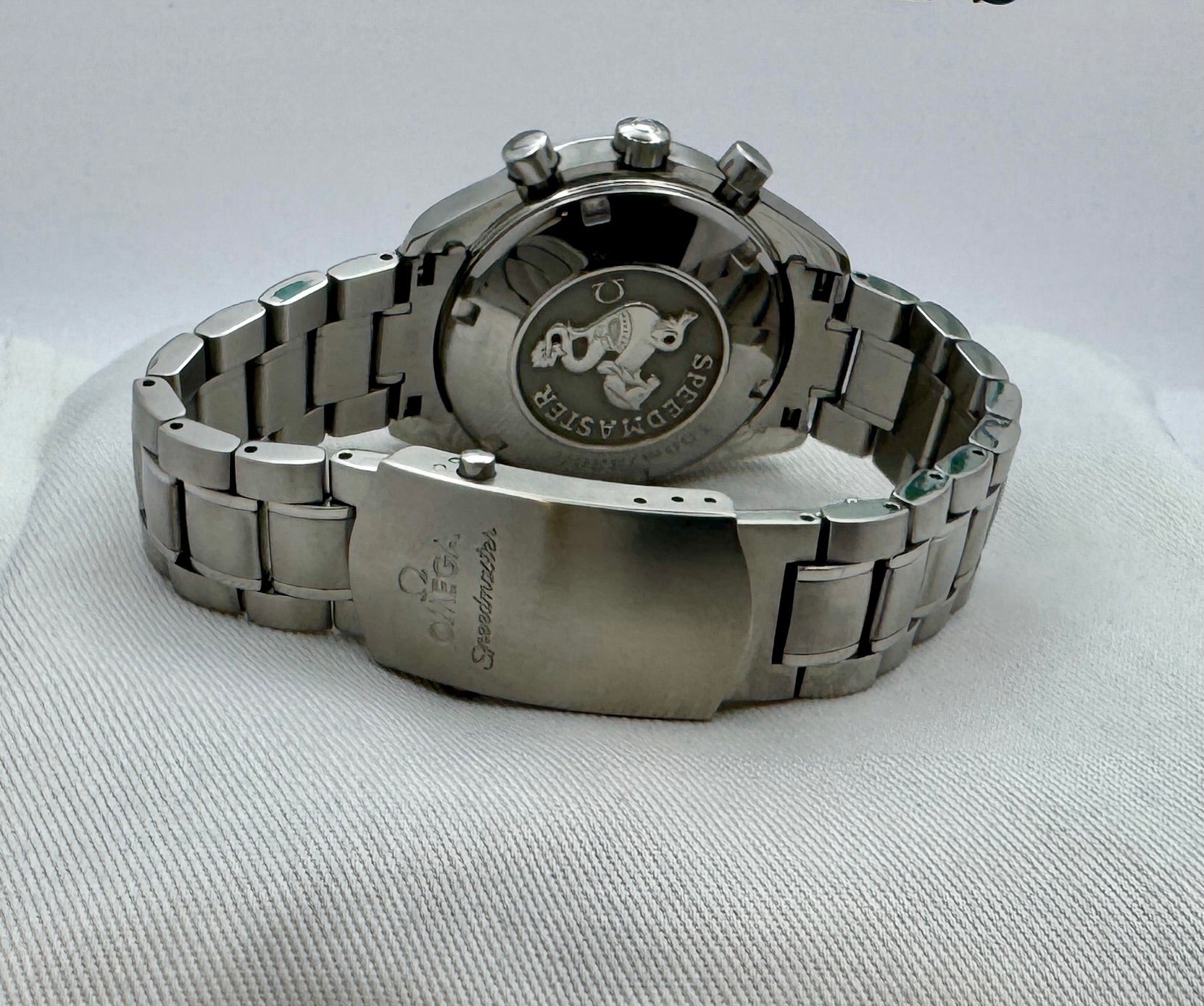 Case #89 Omega Speedmaster Date 3210.50 – Collector’s Grade Full Kit – Excellent Pre-Owned