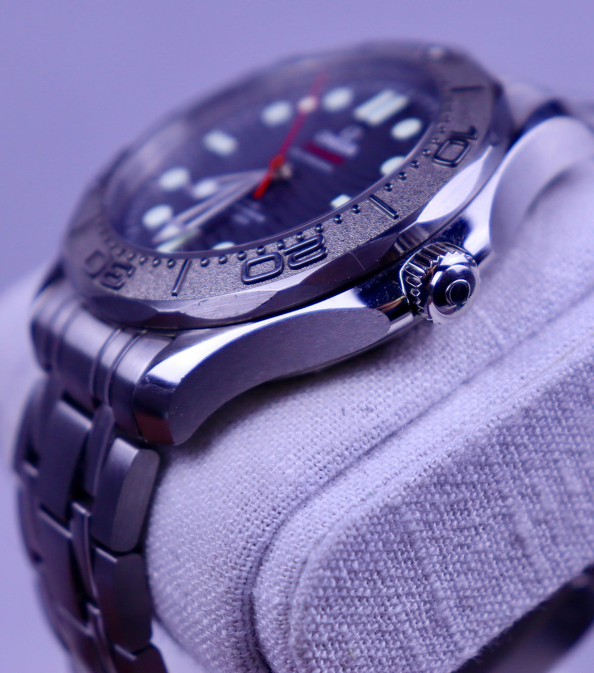 Case #708 — Omega Seamaster 300 Nekton Ref. 210.30.42.20.01.002