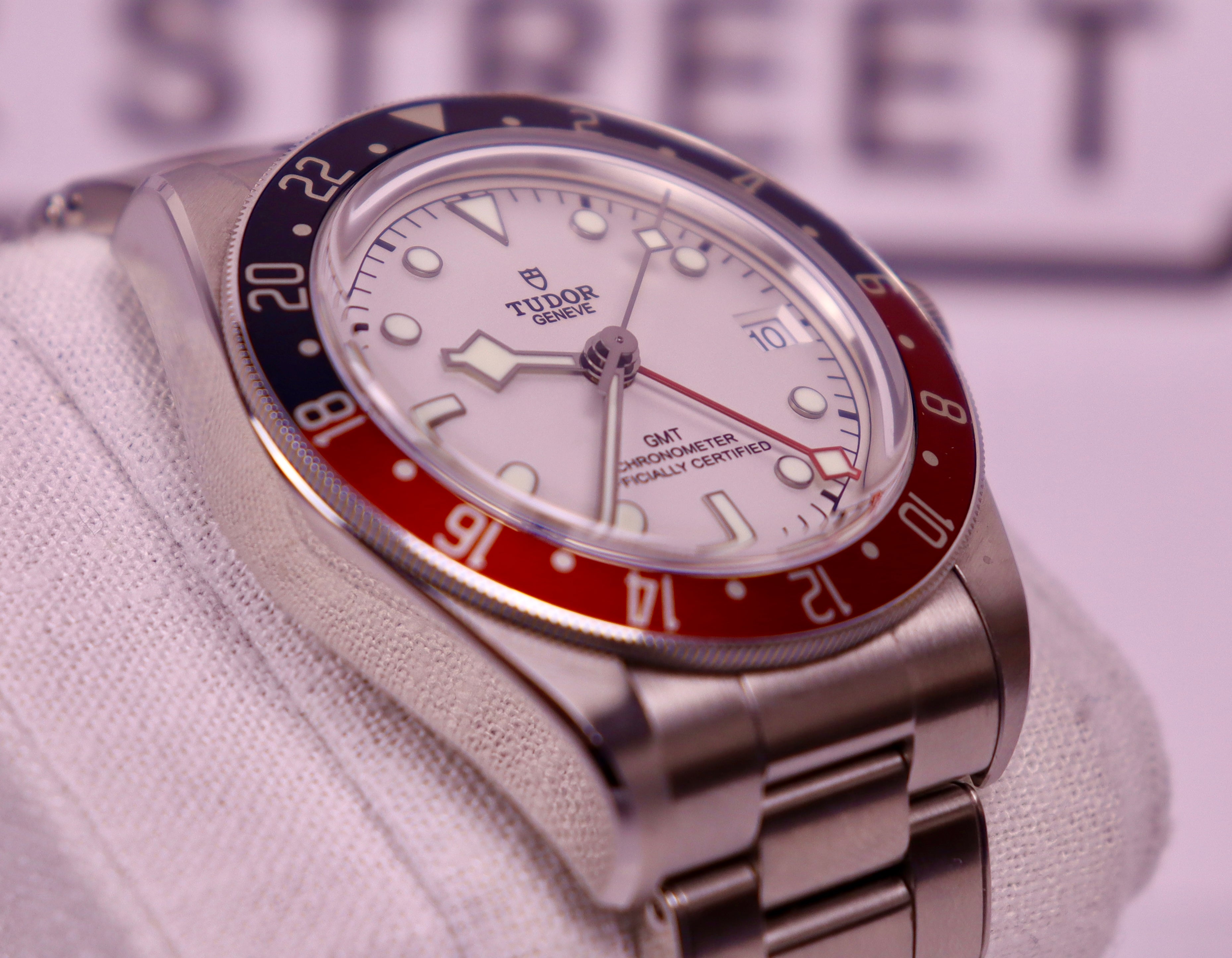 Case #339 — Tudor Black Bay GMT “Opaline” Ref. 79830RB