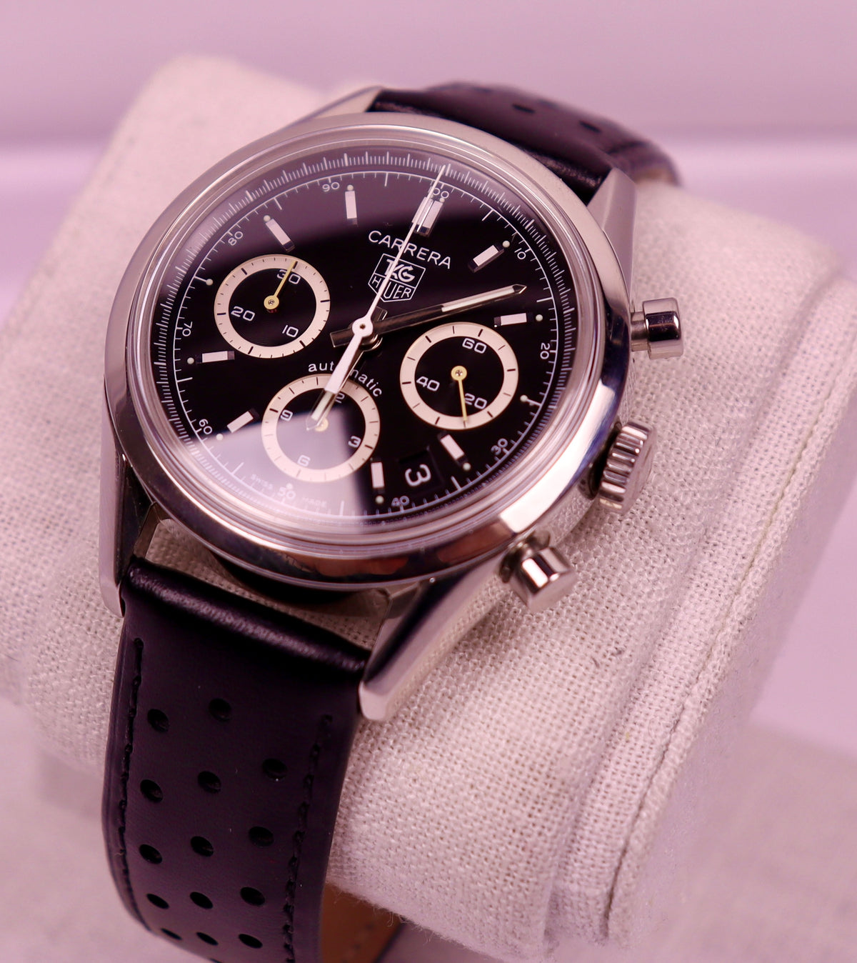 Case #720 — TAG Heuer Carrera Chronograph Black Ref. CV2113