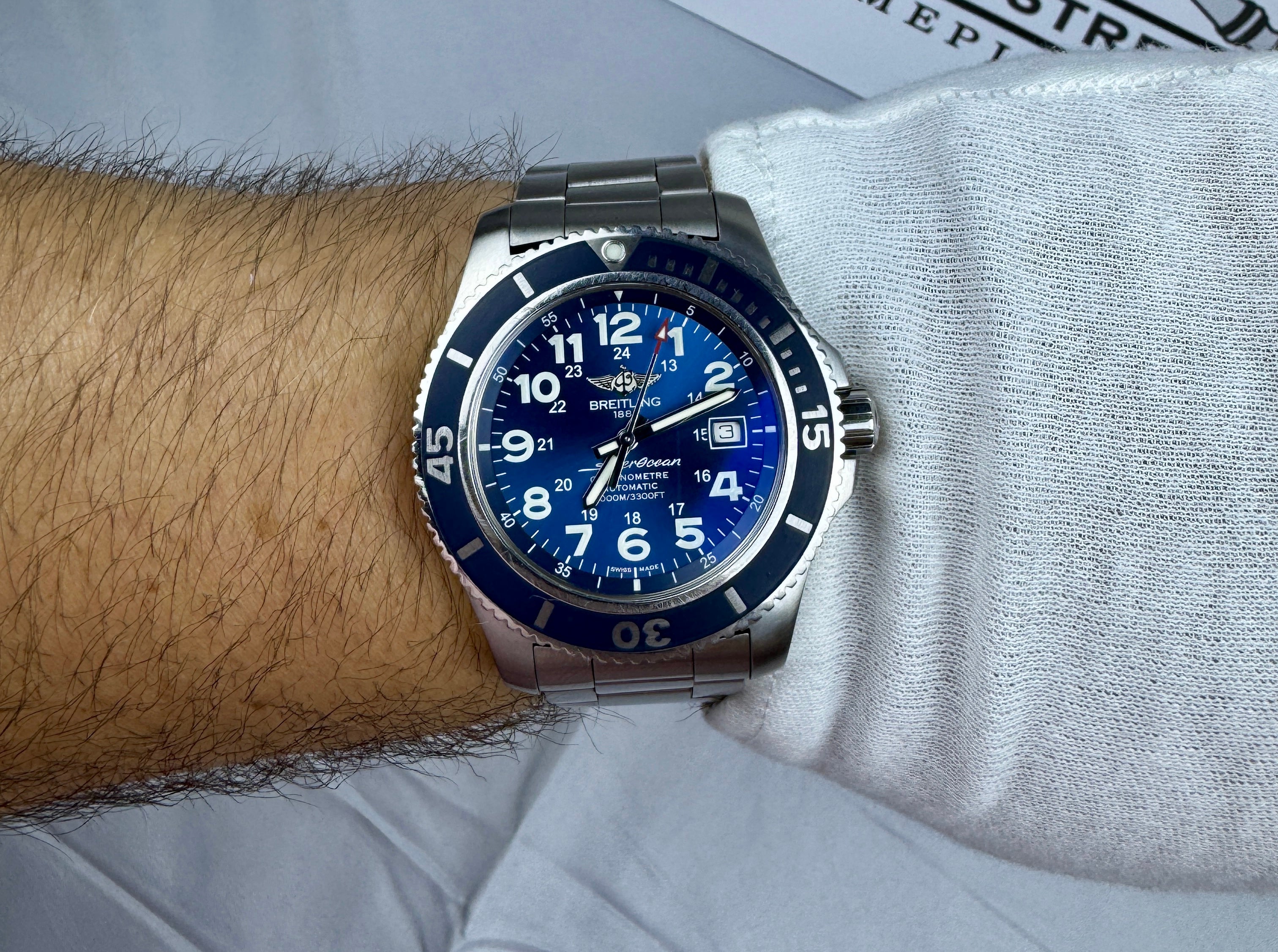 Case #0053 - Pre-Owned Breitling - Superocean II - A17392