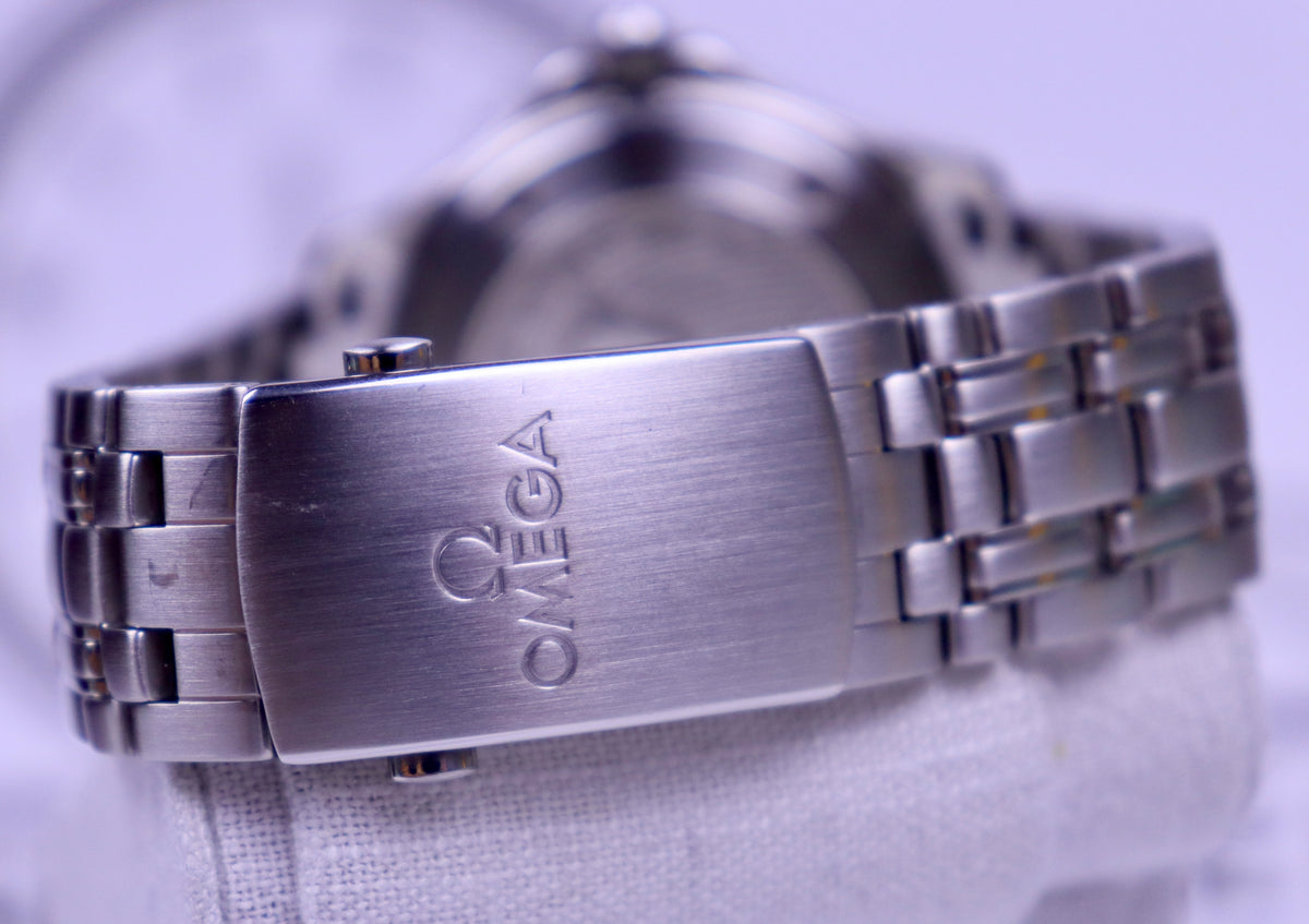 Case #588 — Omega Seamaster Professional Black (No Wave) Ref. 212.30.41.20.01.003