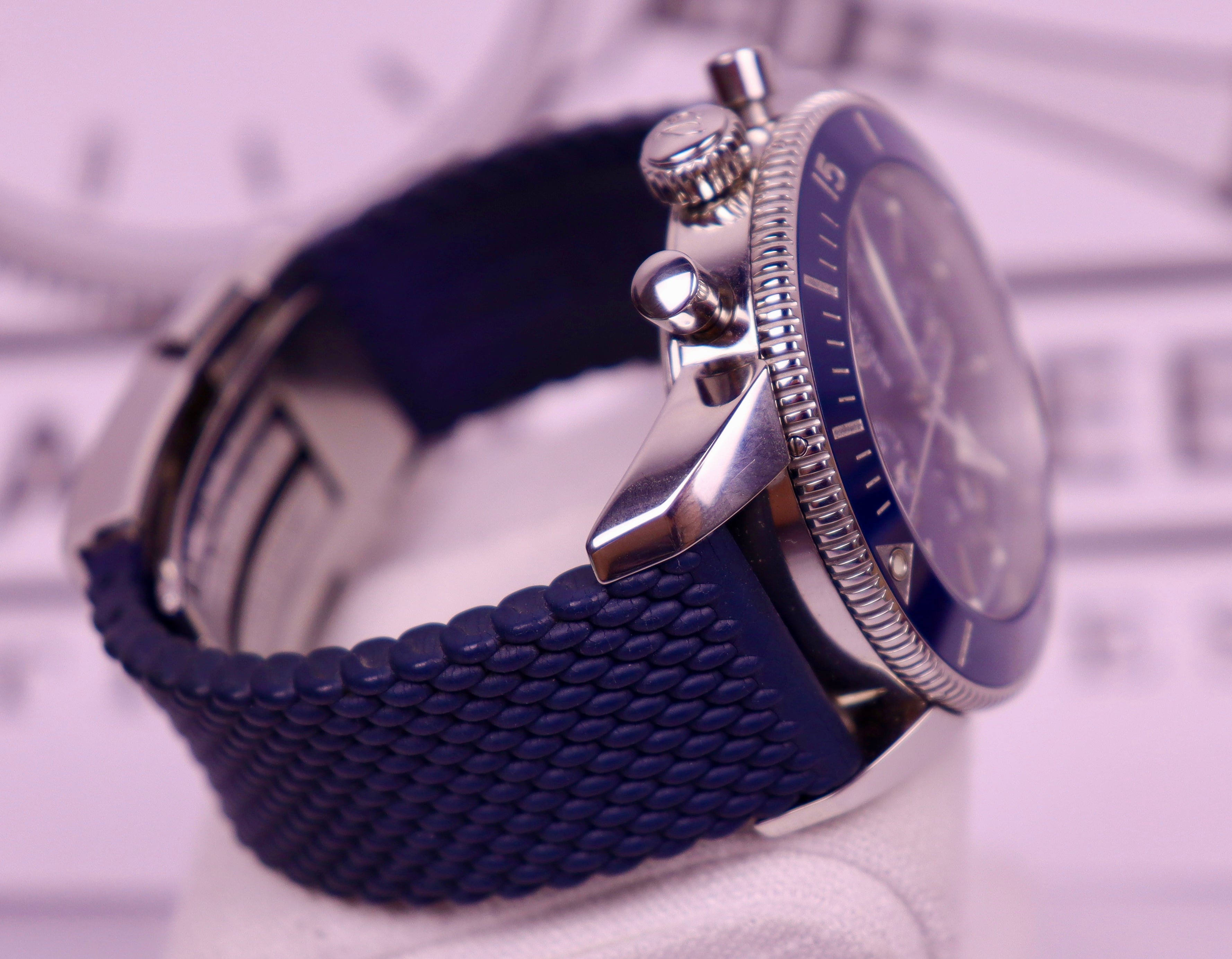 Case #549 — Breitling Superocean Heritage Chrono Blue Rubber Ref. A13313161C1S1